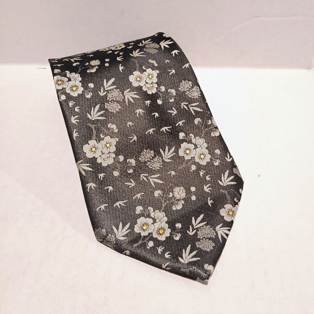 Vintage Rico Silk Collections Floral Neck Tie-Gray-100% Silk-Italian Design